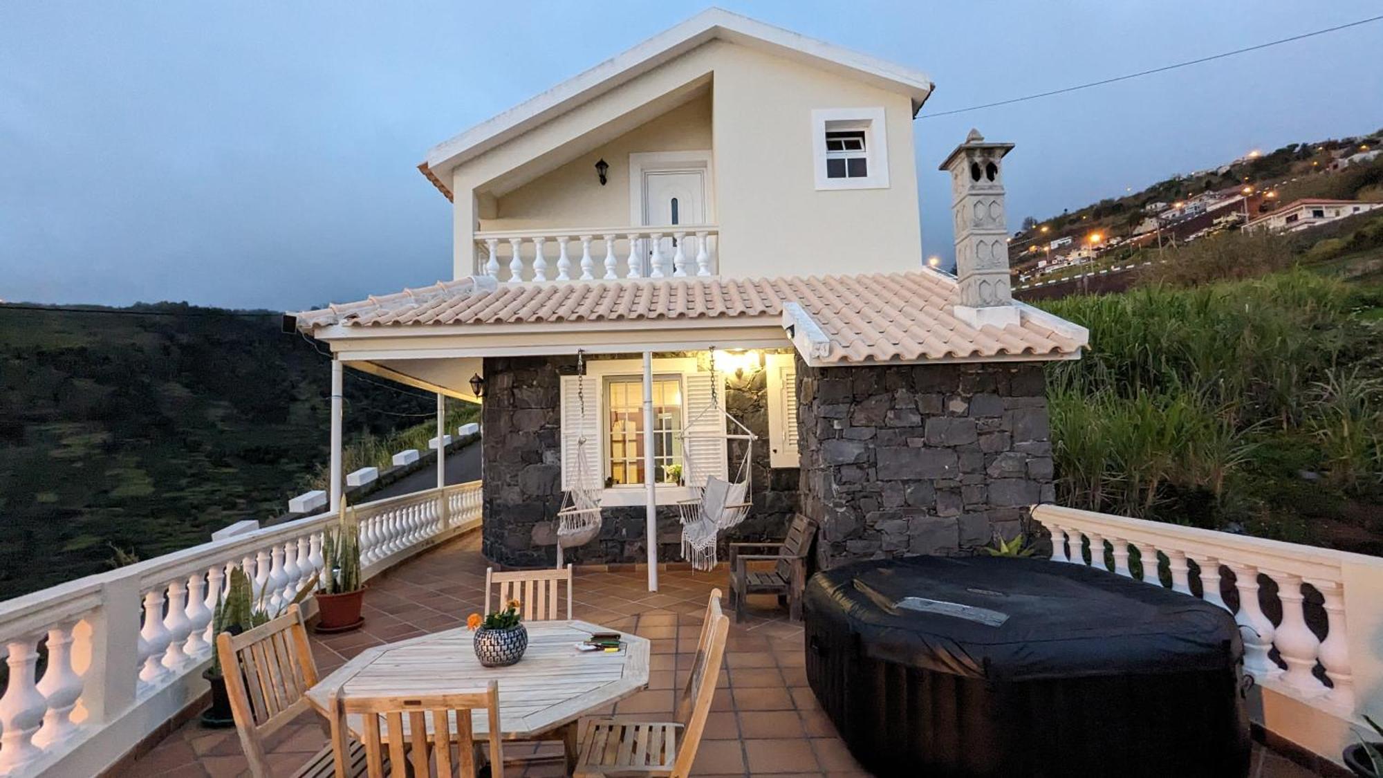 Levada Nova House Villa ปอนตา ดู โซล ภายนอก รูปภาพ